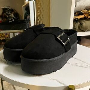 SHEIN Black Platform Mules with Buckle